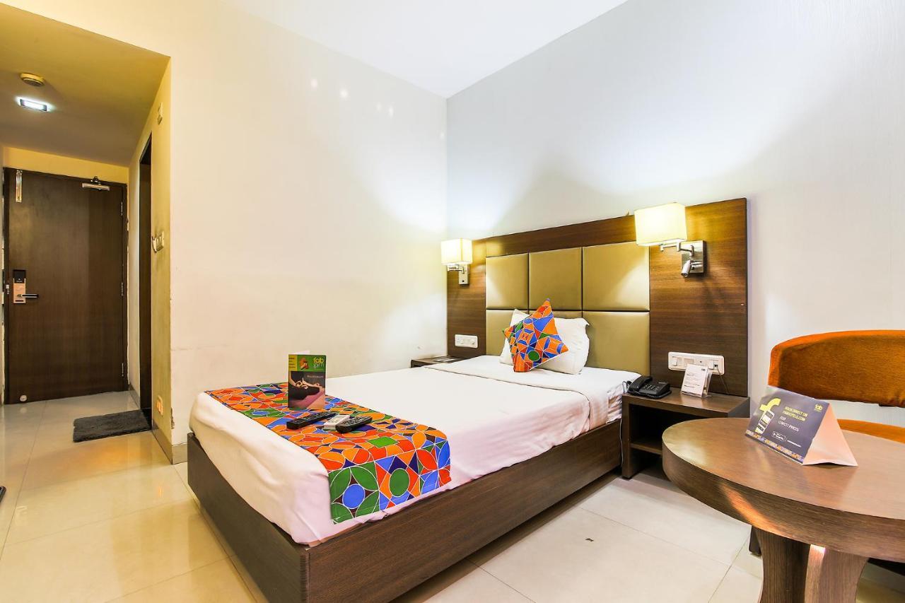 Fabhotel The Pinnacle Kutchery Chowk รานจี ภายนอก รูปภาพ