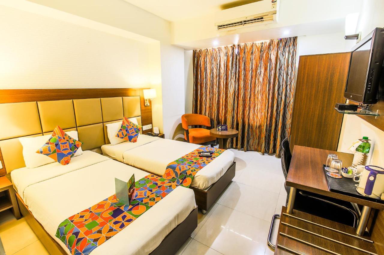 Fabhotel The Pinnacle Kutchery Chowk รานจี ภายนอก รูปภาพ