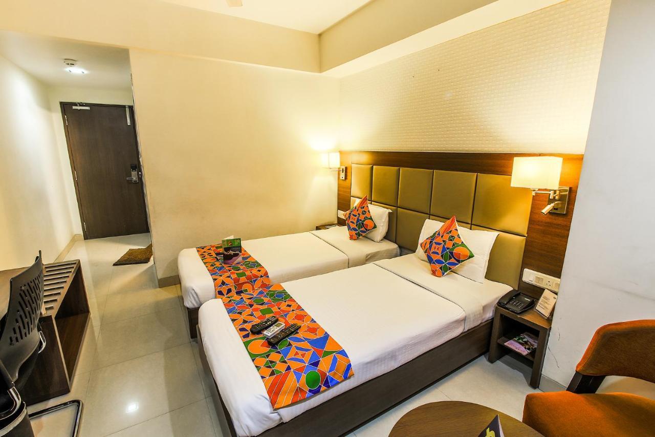 Fabhotel The Pinnacle Kutchery Chowk รานจี ภายนอก รูปภาพ